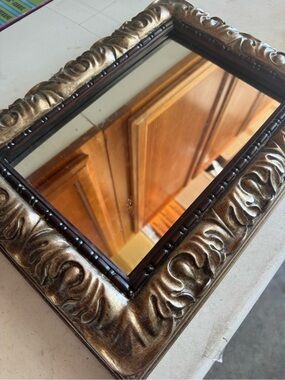 1998 Vintage Bombay Company Ornate Molded Dark Brown Decorative Wall Mirror